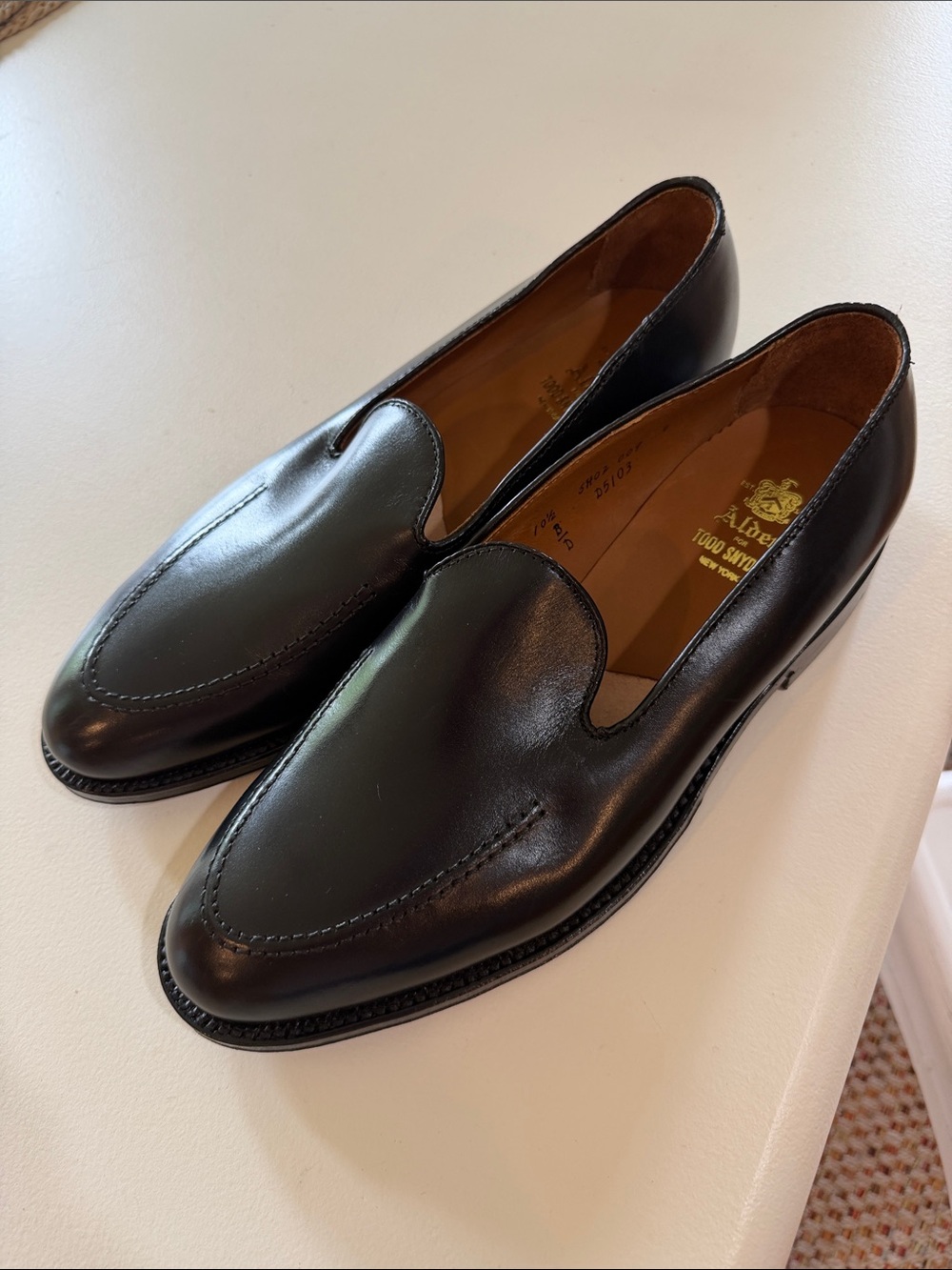 Alden Todd Snyder Black Leather Slip-On Loafers Sz 10.5 New. Bag8